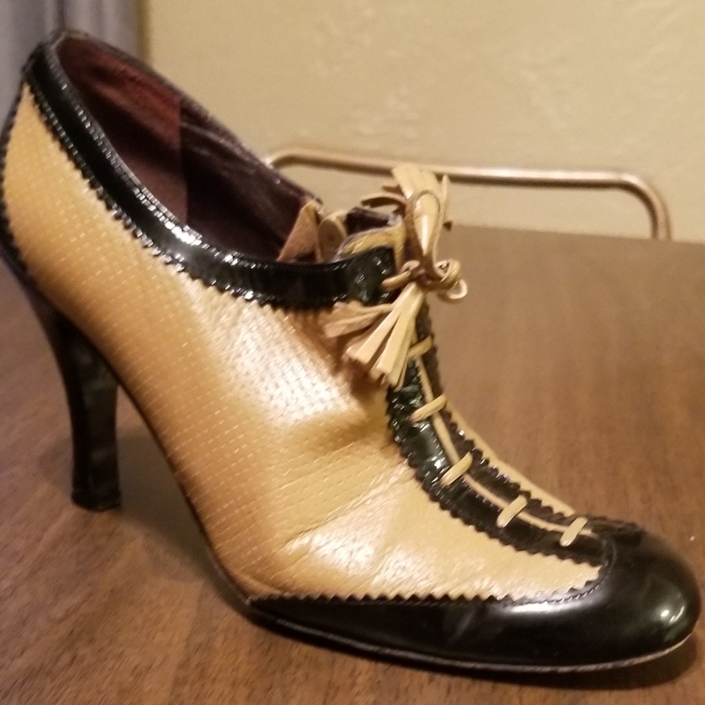 Vintage Vero Cuoio heels